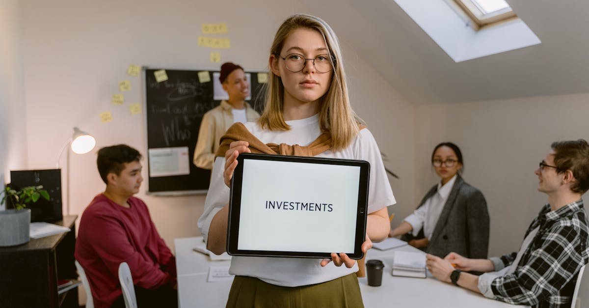 老微信号码批发:流量卡在详情下载教程中的使用